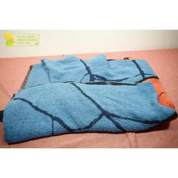 Pillowfort Marvel Spider-Man Mask Knit Kids' 48x58" Throw Blanket - Picture 3 of 5